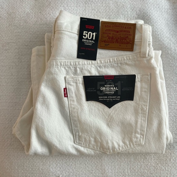 Levi's Women's High Rise Jeans - White - Picture 1 of 5
